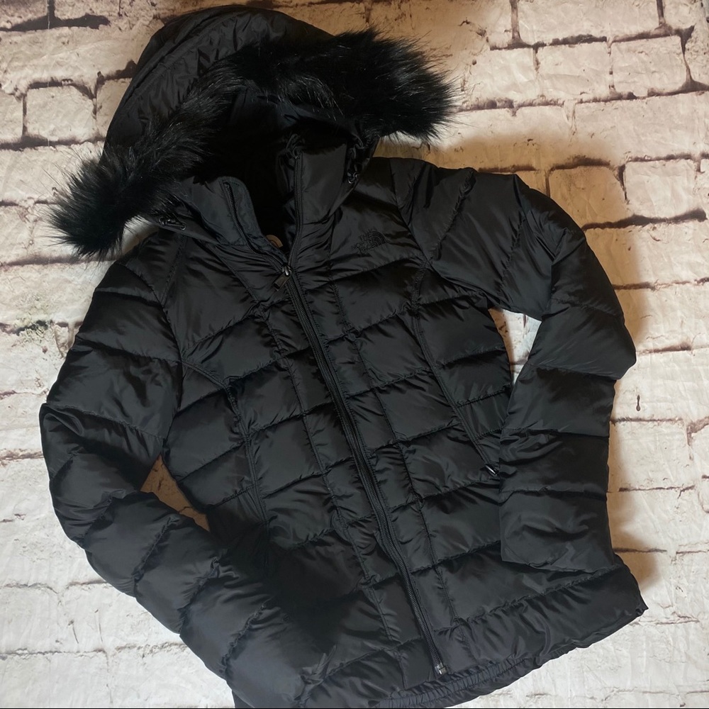 THE NORTH FACE puffer jacket with fur hood